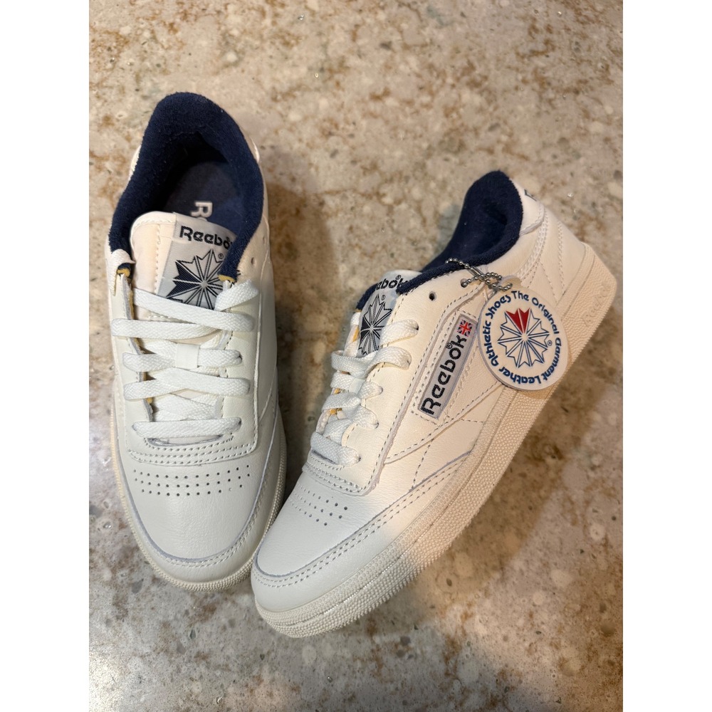 Reebok Club C 85 Chalk White Navy Blue Leather Sneakers 100074066 Mens 5.5